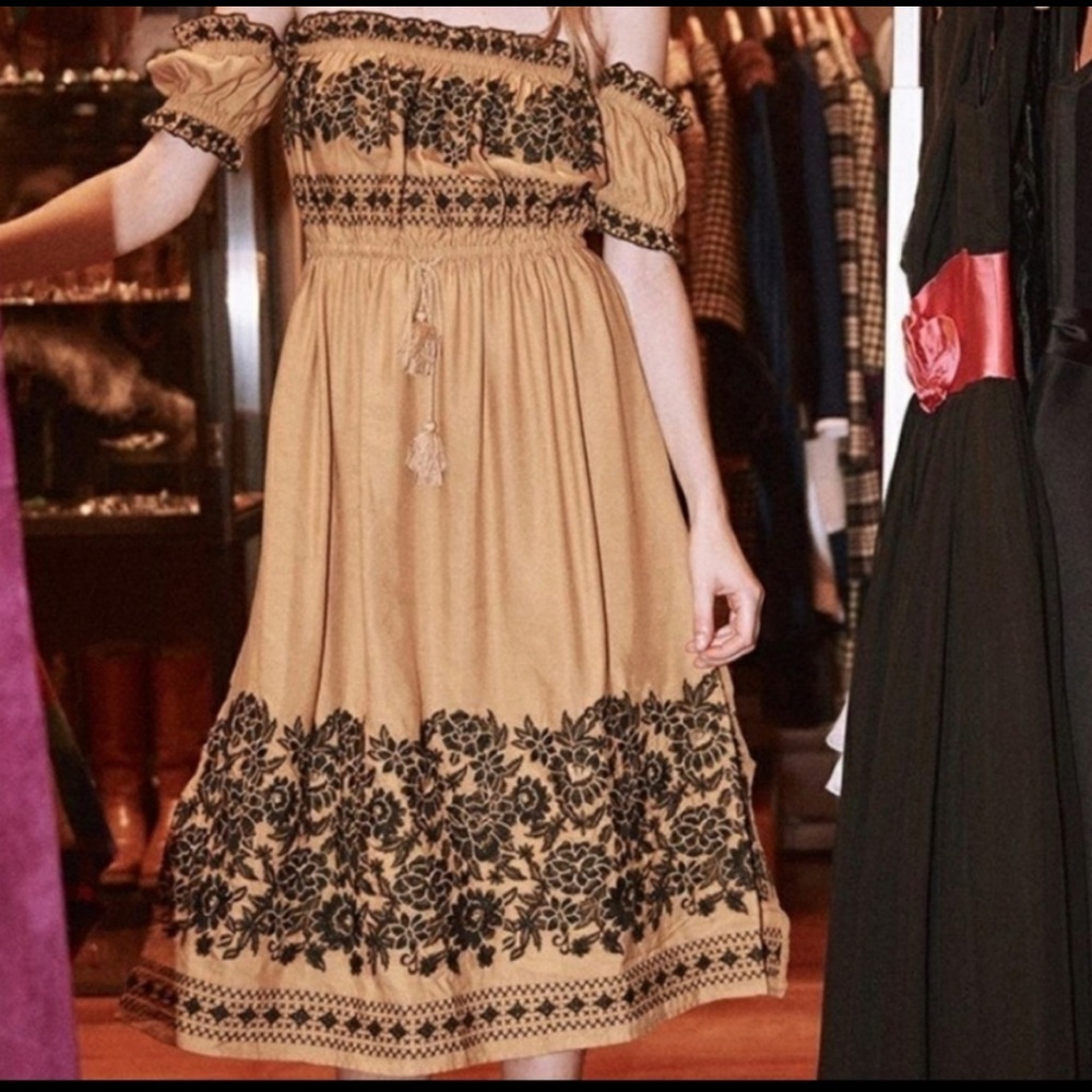 NWOT Spell and the Gypsy Venus Dress